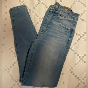 NWT AE “The Dream Jean” Super Hi-Rise Jegging